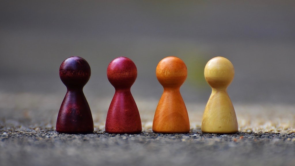 Familienbrett: Aufstellung von Familienkonstellationen